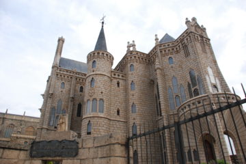 Gaudi’s Episcopal Palace